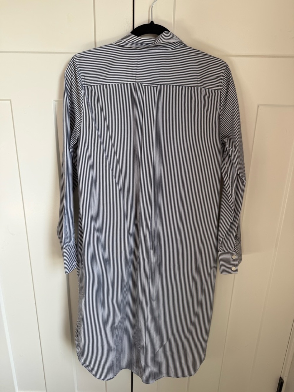 Like new J.Crew striped long-sleeve cotton poplin shirt dress in blue and white. - Picture 4 of 4